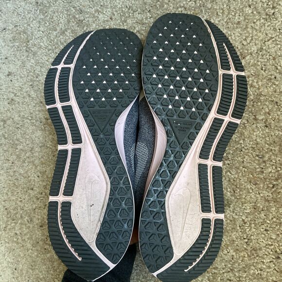 Nike Women’s Air Zoom Pegasus 35 Shield Running Shoes, Gray Pink White 9.5 - Picture 4 of 4